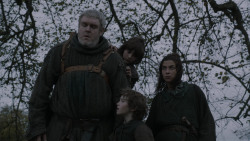 extant_GameOfThrones_2x07-AManWithoutHonor_0363