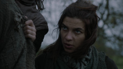 extant_GameOfThrones_2x07-AManWithoutHonor_0392