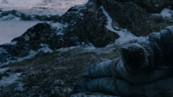extant_GameOfThrones_2x07-AManWithoutHonor_0410