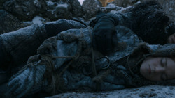 extant_GameOfThrones_2x07-AManWithoutHonor_0420
