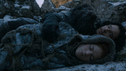 extant_GameOfThrones_2x07-AManWithoutHonor_0423