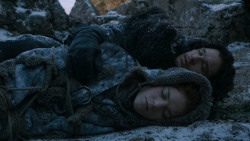 extant_GameOfThrones_2x07-AManWithoutHonor_0425