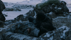 extant_GameOfThrones_2x07-AManWithoutHonor_0449