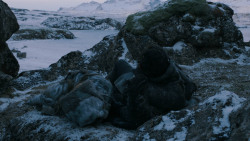 extant_GameOfThrones_2x07-AManWithoutHonor_0452