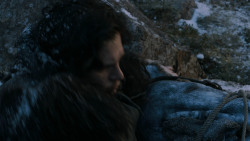 extant_GameOfThrones_2x07-AManWithoutHonor_0457