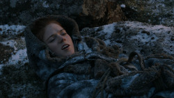extant_GameOfThrones_2x07-AManWithoutHonor_0470
