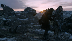 extant_GameOfThrones_2x07-AManWithoutHonor_0490