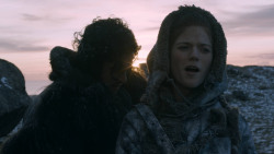 extant_GameOfThrones_2x07-AManWithoutHonor_0499