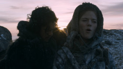 extant_GameOfThrones_2x07-AManWithoutHonor_0501