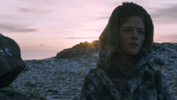 extant_GameOfThrones_2x07-AManWithoutHonor_0511