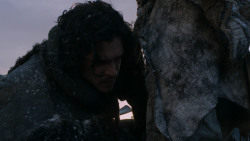 extant_GameOfThrones_2x07-AManWithoutHonor_0521