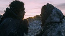 extant_GameOfThrones_2x07-AManWithoutHonor_0532
