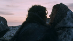 extant_GameOfThrones_2x07-AManWithoutHonor_0539