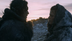 extant_GameOfThrones_2x07-AManWithoutHonor_0552