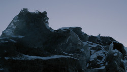 extant_GameOfThrones_2x07-AManWithoutHonor_0569