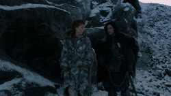 extant_GameOfThrones_2x07-AManWithoutHonor_0625