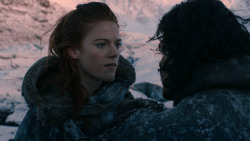 extant_GameOfThrones_2x07-AManWithoutHonor_0749
