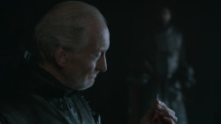 extant_GameOfThrones_2x07-AManWithoutHonor_0832