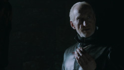 extant_GameOfThrones_2x07-AManWithoutHonor_0842