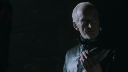 extant_GameOfThrones_2x07-AManWithoutHonor_0845