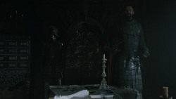 extant_GameOfThrones_2x07-AManWithoutHonor_0856
