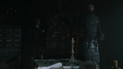 extant_GameOfThrones_2x07-AManWithoutHonor_0857