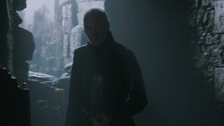 extant_GameOfThrones_2x07-AManWithoutHonor_0869