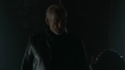 extant_GameOfThrones_2x07-AManWithoutHonor_0875