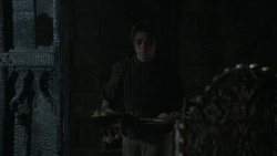 extant_GameOfThrones_2x07-AManWithoutHonor_0878
