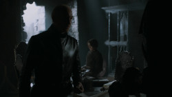 extant_GameOfThrones_2x07-AManWithoutHonor_0882