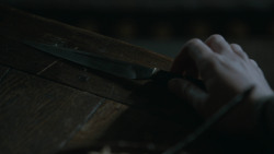 extant_GameOfThrones_2x07-AManWithoutHonor_0900