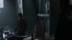 extant_GameOfThrones_2x07-AManWithoutHonor_0929