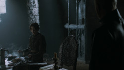 extant_GameOfThrones_2x07-AManWithoutHonor_0930