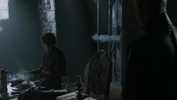 extant_GameOfThrones_2x07-AManWithoutHonor_0931