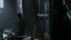 extant_GameOfThrones_2x07-AManWithoutHonor_0935