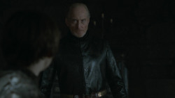 extant_GameOfThrones_2x07-AManWithoutHonor_0945