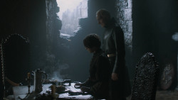extant_GameOfThrones_2x07-AManWithoutHonor_0966