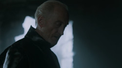 extant_GameOfThrones_2x07-AManWithoutHonor_0971