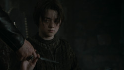 extant_GameOfThrones_2x07-AManWithoutHonor_0975