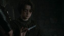 extant_GameOfThrones_2x07-AManWithoutHonor_0976
