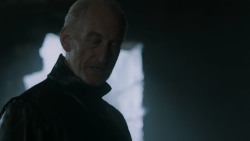 extant_GameOfThrones_2x07-AManWithoutHonor_0981