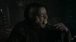 extant_GameOfThrones_2x07-AManWithoutHonor_0982