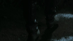 extant_GameOfThrones_2x07-AManWithoutHonor_1002