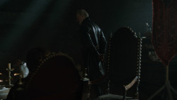 extant_GameOfThrones_2x07-AManWithoutHonor_1113