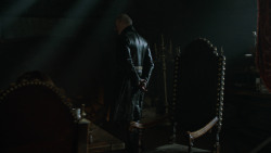 extant_GameOfThrones_2x07-AManWithoutHonor_1114