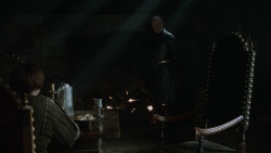 extant_GameOfThrones_2x07-AManWithoutHonor_1124