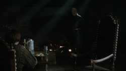 extant_GameOfThrones_2x07-AManWithoutHonor_1125