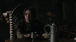 extant_GameOfThrones_2x07-AManWithoutHonor_1132