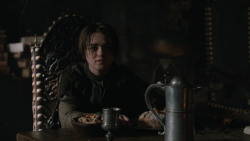 extant_GameOfThrones_2x07-AManWithoutHonor_1144