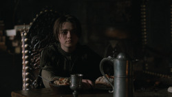 extant_GameOfThrones_2x07-AManWithoutHonor_1147